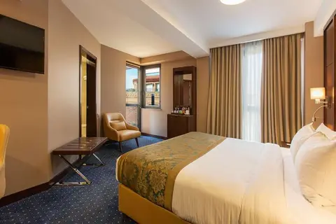 KMM Hotel in Tbilisi — foto 11