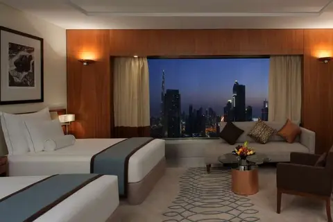 Jumeirah Emirates Towers in Dubai — foto 3