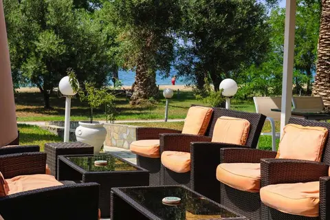 Possidona Beach in Γερακινή — foto 11
