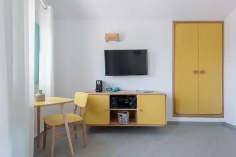 Neptune Luxury Spa Suites in Thira Municipal Unit, foto 6
