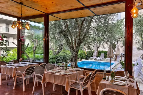 Hotel Harmony by Aycon in Petrovac na Moru — foto 23