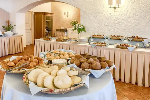 Colonna Grand Hotel Capo Testa in Santa Teresa Gallura — foto 9
