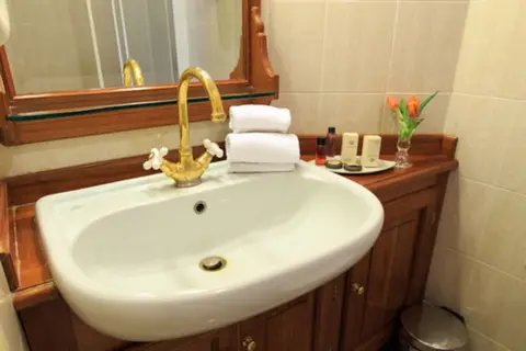 Hotel Jolanda in Gardone Riviera — foto 4