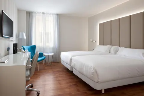 NH Madrid Nacional foto 1