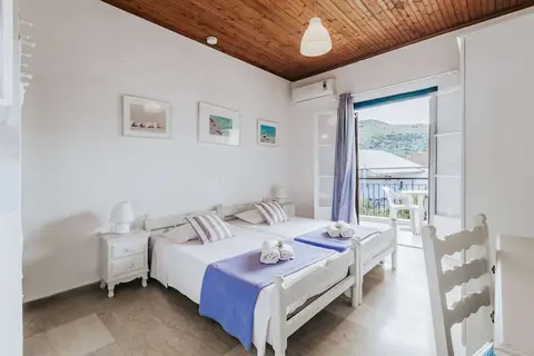 Sunflower in Δημοτική Ενότητα Κασσωπαίων — foto 4