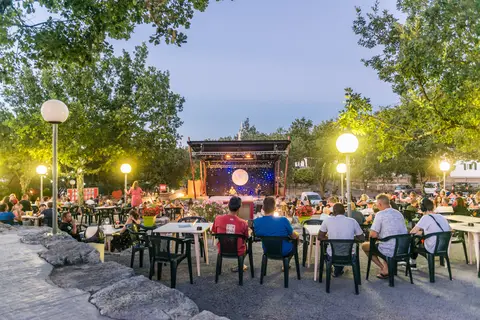 Camping Aluna Vacances in Lagorce — foto 6
