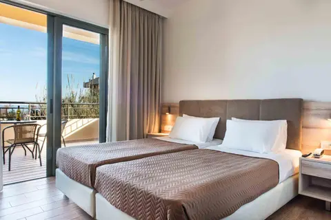 Gerona Mare Apartments in Γεράνι — foto 17