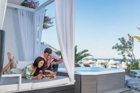 Nikki Beach Resort & Spa Santorini in Δημοτική Ενότητα Τιθορέας — foto 12