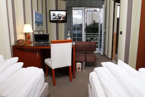 Bel Conti Hotel in Durres — foto 29