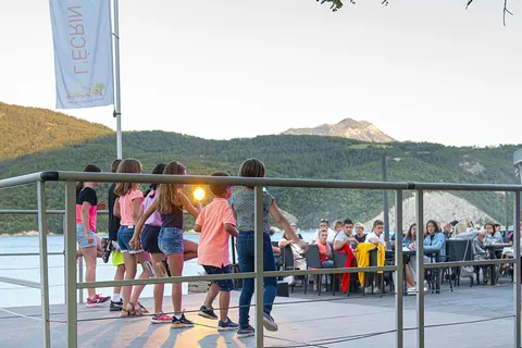 Camping L Écrin Du Lac foto 15