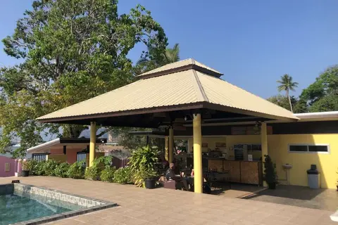 Chom By The Sea in บ้านอ่าวน้ำเมา — foto 7
