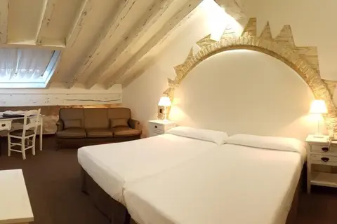Hotel Casa del Marqués in Santillana Del Mar — foto 13