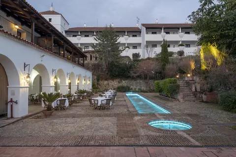 Parador de Guadalupe in Guadalupe — foto 8