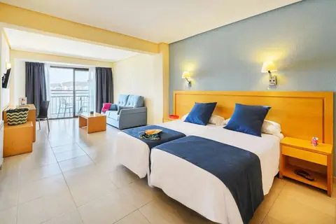 Hotel Vibra S'Estanyol in Sant Josep de sa Talaia — foto 3