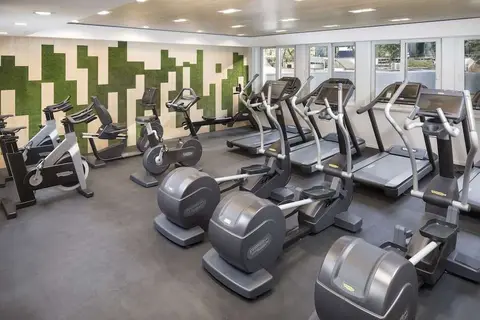 Melia Castilla in Madrid — foto 8