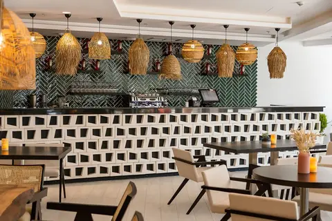 Hotel TQ Plaza in Budva — foto 15