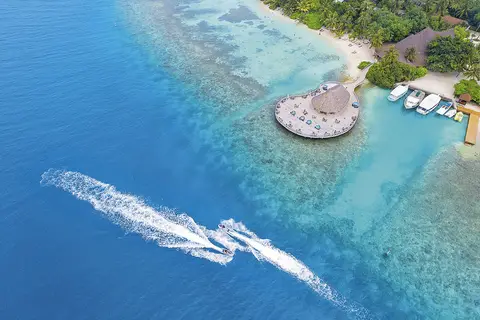 Bandos Maldives in Bandos Island Resort — foto 27