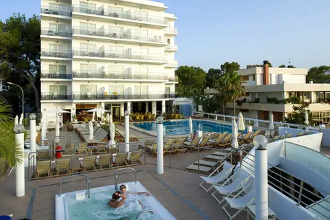 Bellamar Hotel Beach & Spa in Sant Antoni de Portmany — foto 19