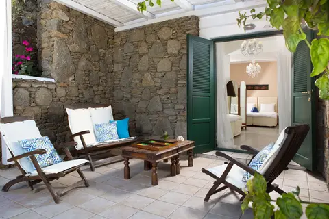 Tharroe Of Mykonos in Τούρλος — foto 6