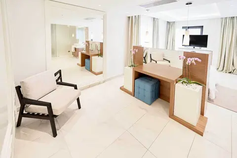 HUMA Kotor Bay Hotel & Villas in Kotor — foto 17