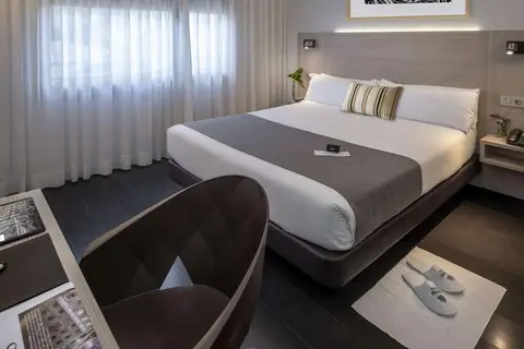 Hotel Serhs Rivoli Rambla in Barcelona — foto 16