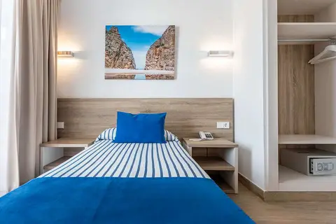 Globales Condes de Alcúdia in Port d'Alcúdia — foto 29