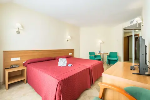 Alua Sun Lago Rojo in Torremolinos — foto 6