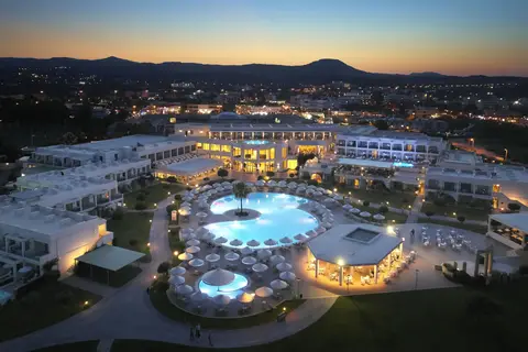 Apollo Blue Hotel in Φαληράκι