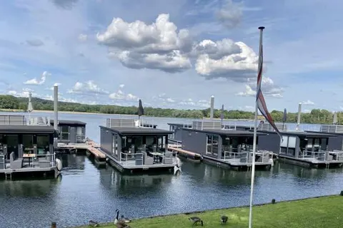 Huren Houseboat Middelaar foto 2