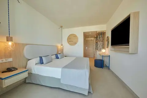 Hotel Stil Victoria Playa in es Migjorn Gran — foto 2
