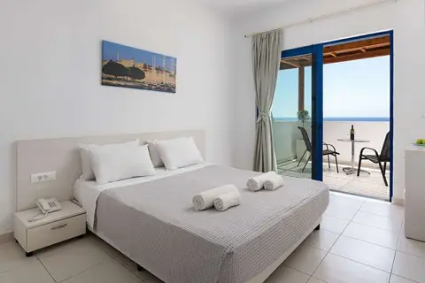 Eagles Nest Hotel in Πεύκοι — foto 3