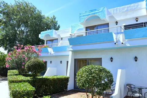 Hotel Blue Horizon Beach Resort in Ιαλυσός — foto 7