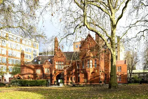 St Paul's Hotel in Londen