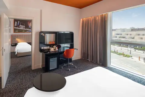 Park Inn by Radisson Dubai Motor City in Dubai, foto 23
