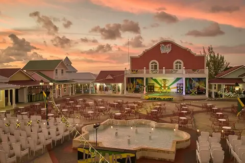 Bahia Principe Luxury Runaway Bay in Runaway Bay