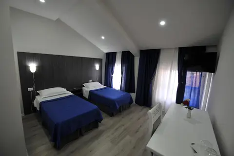 Rose Garden Hotel in Shkodra — foto 23