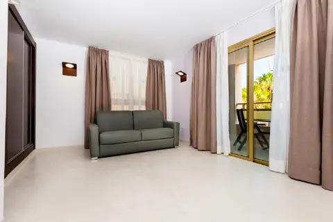 Kn Aparthotel Columbus in Arona — foto 16