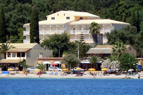 Ipsos Beach Hotel in Ypsos — foto 8