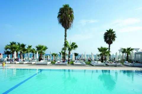 Silver Sands Beach Hotel in Παραλίμνι — foto 2