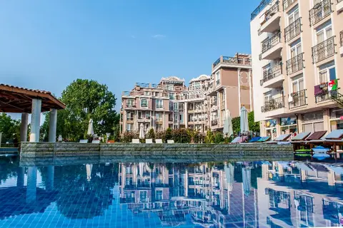 Dawn Park in Sunny Beach — foto 18
