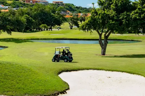 Blue Bay Golf & Beach Resort in Blue Bay reception — foto 24