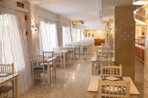 R2 Veronica Beach Hotel in Sant Llorenç des Cardassar — foto 8