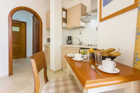 Klayman Olivina Aparthotel in Arona — foto 26