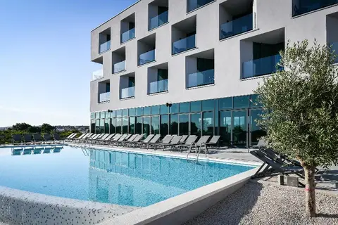 Hotel Olea in Novalja — foto 3