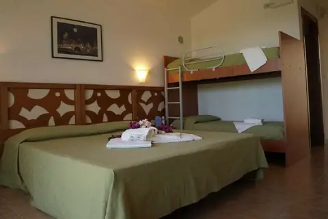 Club Esse Gallura Beach Village in Aglientu — foto 19