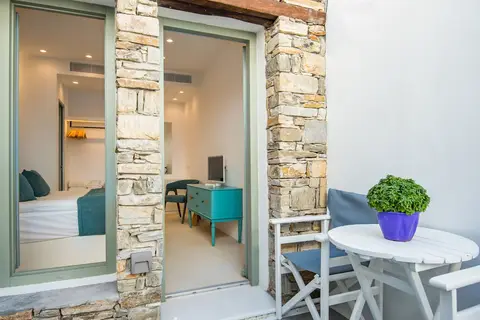 Hotel Senia Suites & Apartments in Naoussa, foto 11