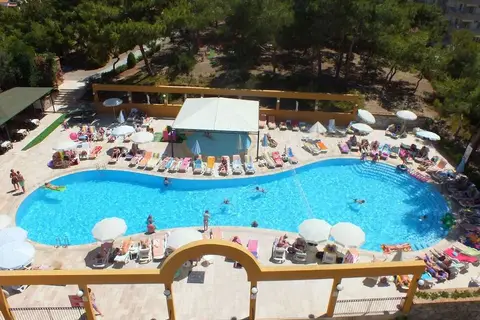 Tuntas Family Suites Kusadasi in Kuşadası — foto 18