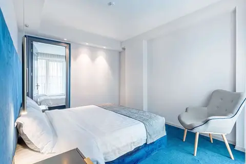 Ramada by Wyndham Tbilisi Old City in Tbilisi — foto 5