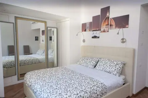 Le Tre Lune Suites in Florence