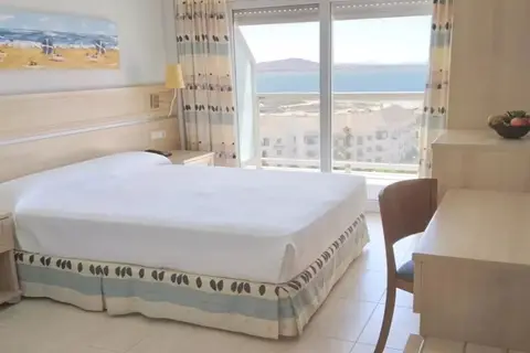 Gaviotas Hotel & Event Center in San Javier — foto 4